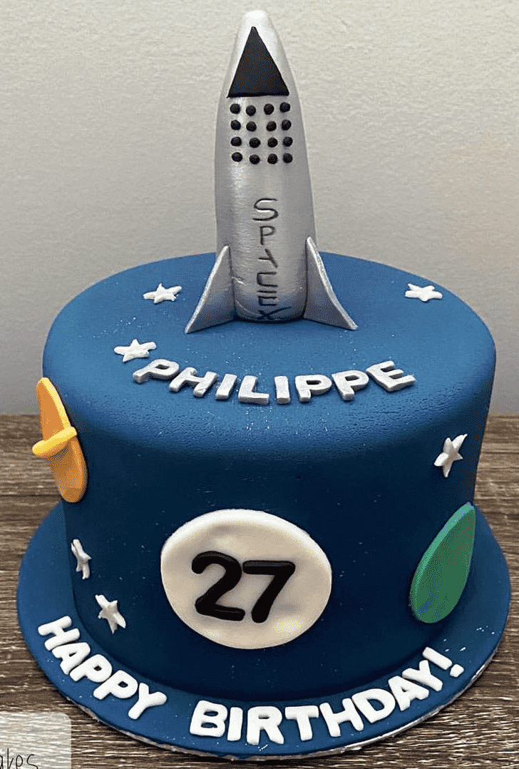 Grand Isro Cake