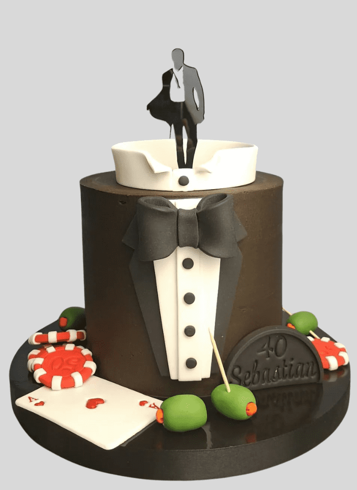 Splendid James Bond Cake