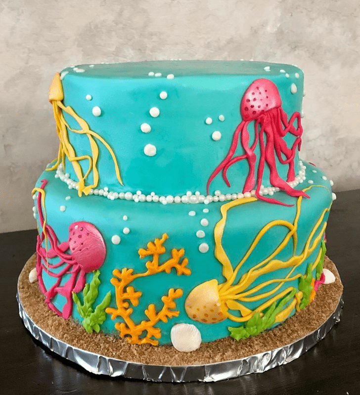 Grand Jellyfish Cake