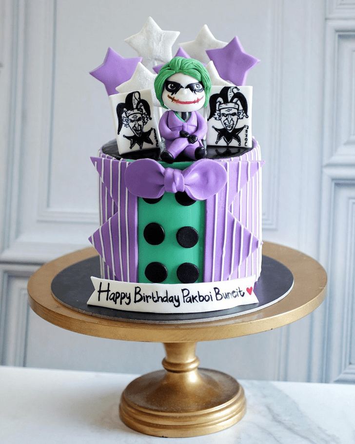 Inviting Joker Cake