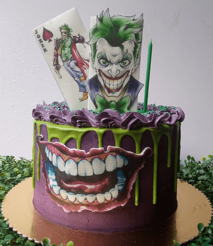 Pleasing Joker Cake
