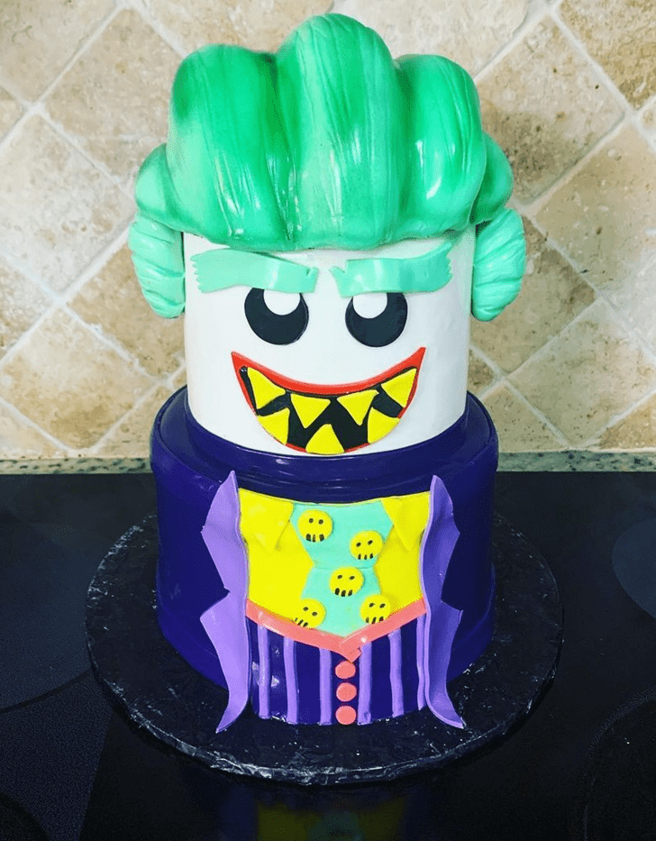 Pretty Joker Cake