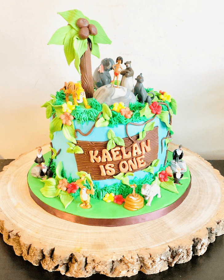 Dazzling Jungle Book Cake