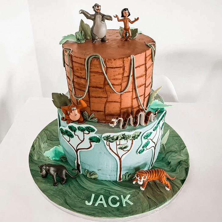 Inviting Jungle Book Cake