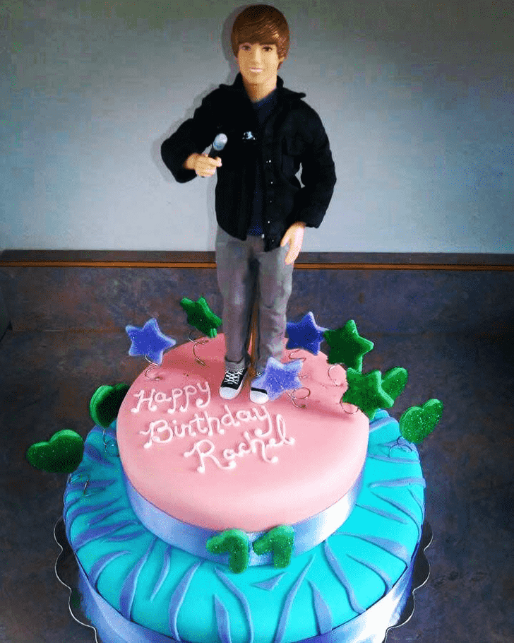 Comely Justin Bieber Cake