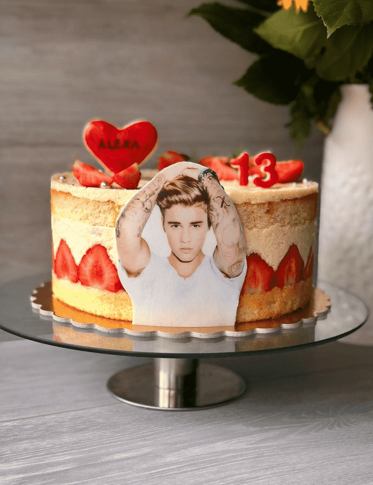 Enticing Justin Bieber Cake