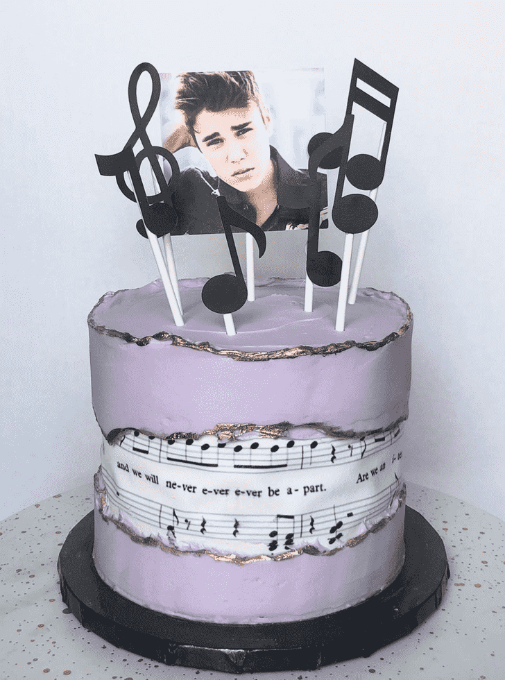 Wonderful Justin Bieber Cake Design