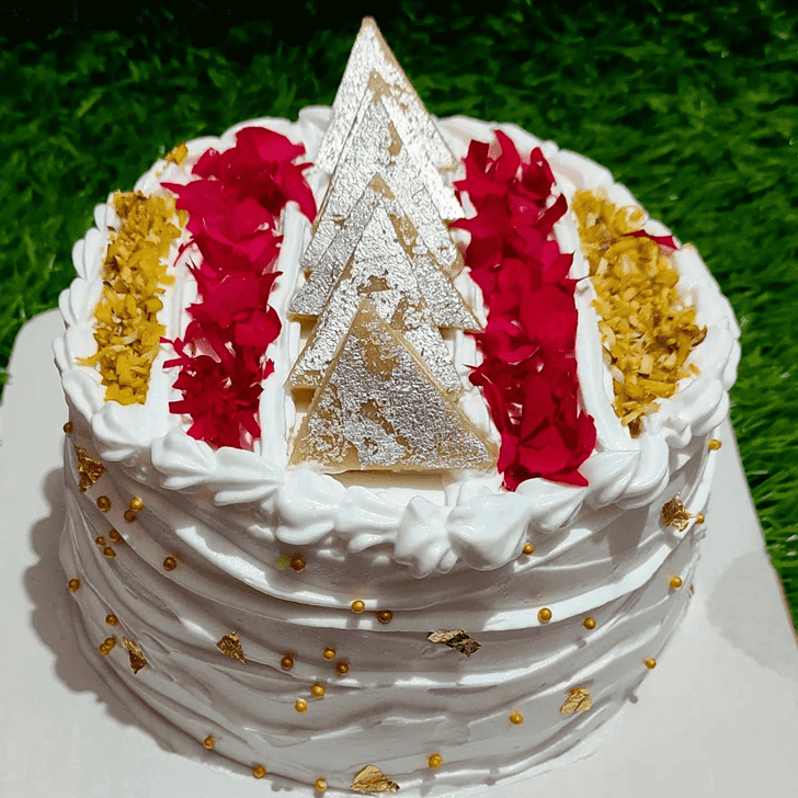 Pleasing Kajukatli Cake