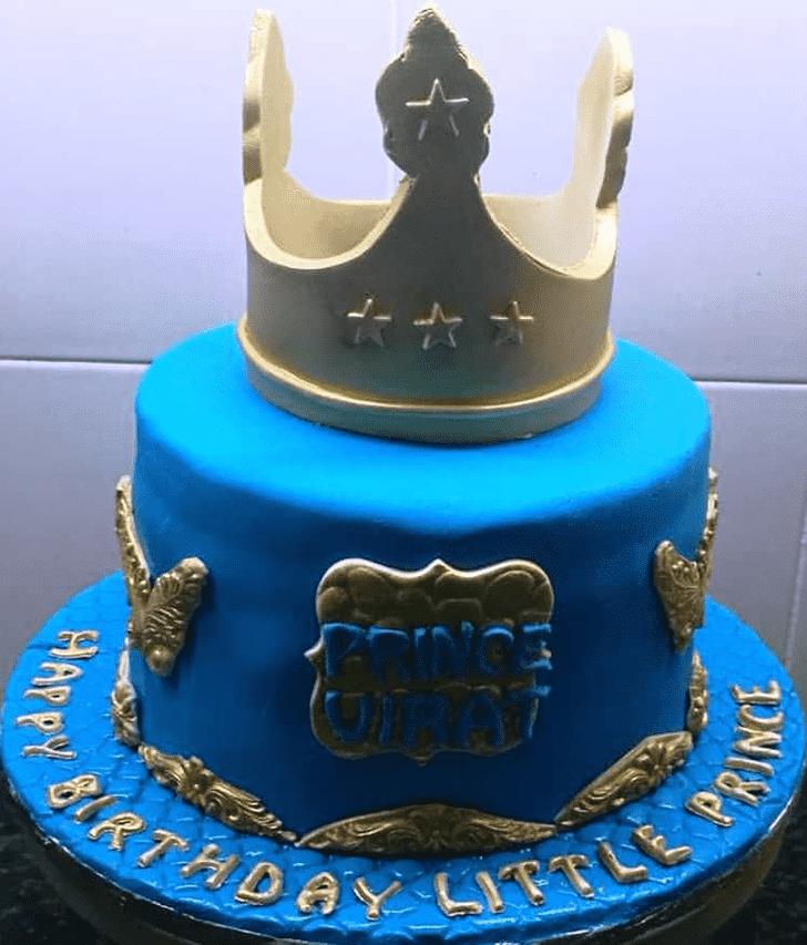 Captivating King Crown Cake