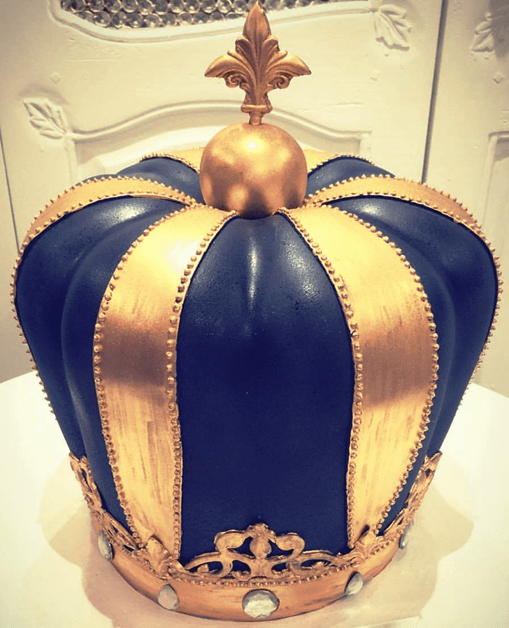 Cute King Crown Cake