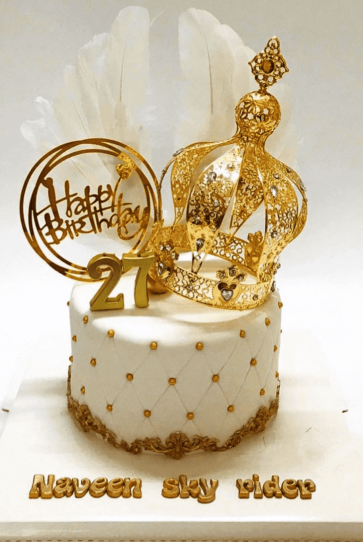 Elegant King Crown Cake