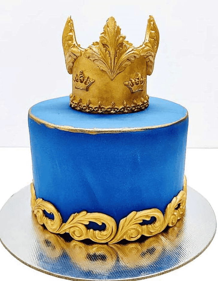 Enthralling King Crown Cake