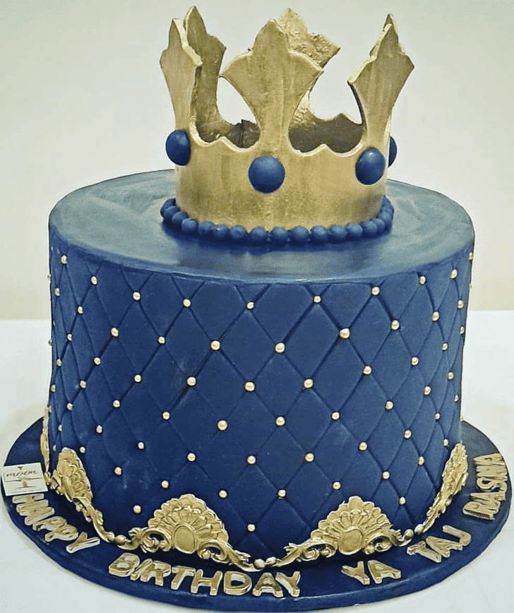Gorgeous King Crown Cake