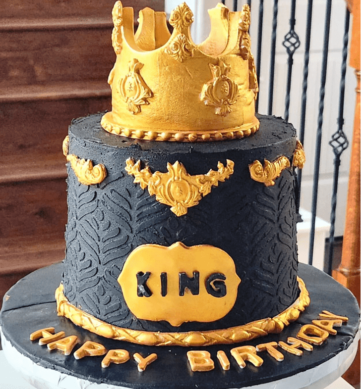 Stunning King Crown Cake