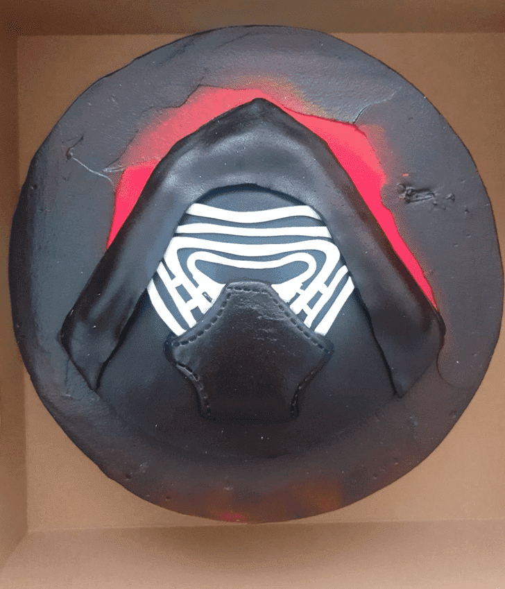 Stunning Kylo Ren Cake