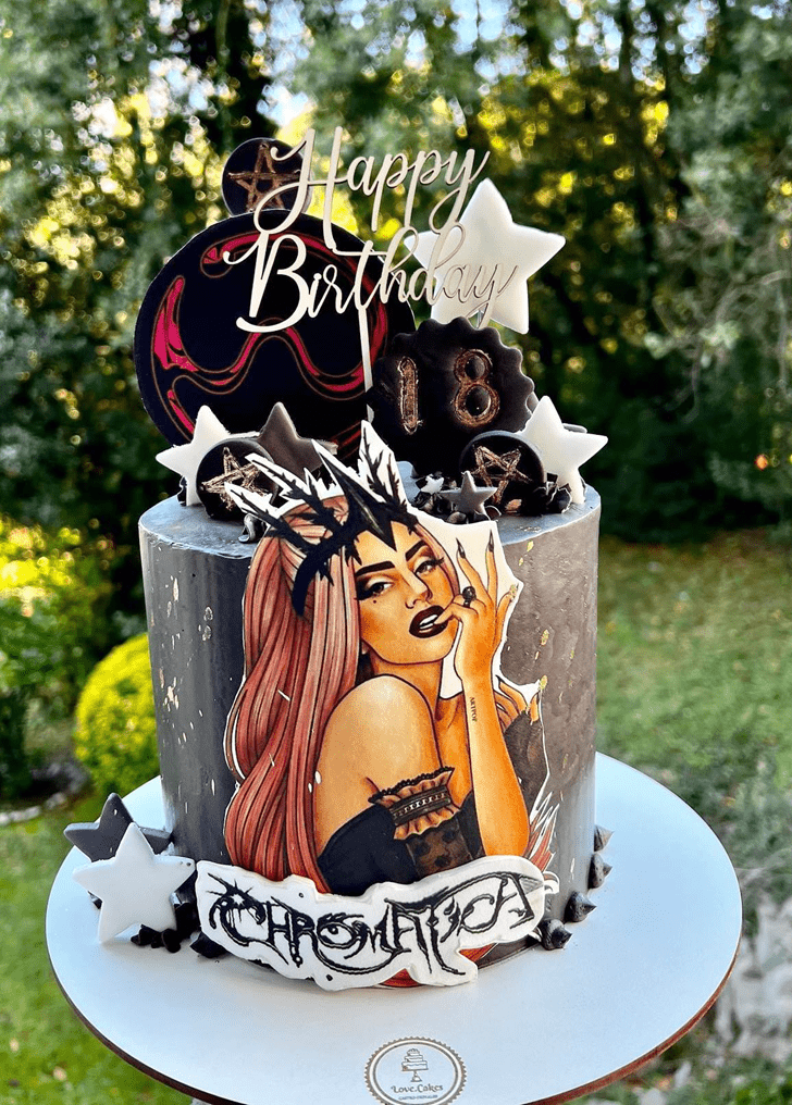 Fine Lady Gaga Cake