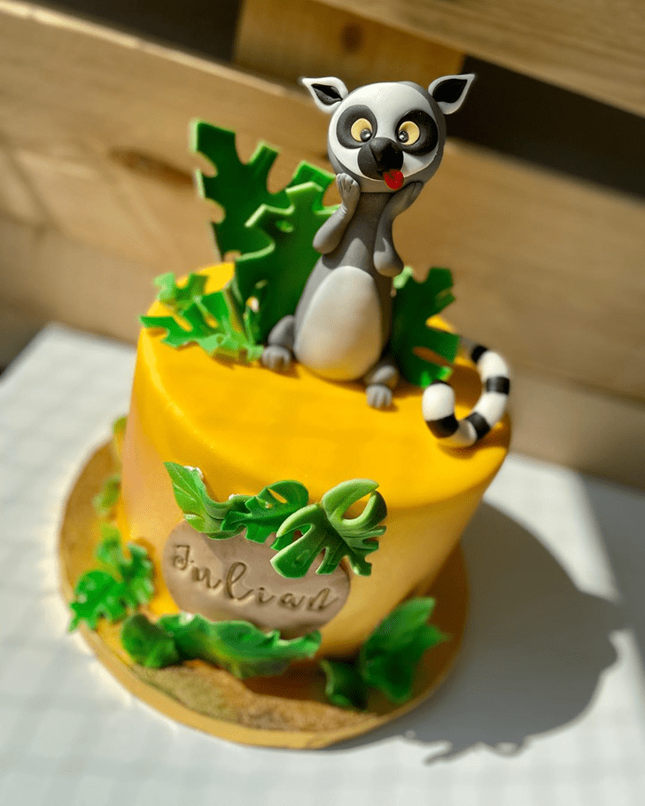 Enticing Lemur Cake