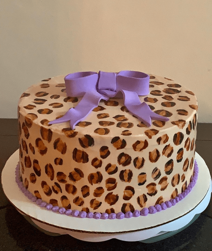 Charming Leopard Cake