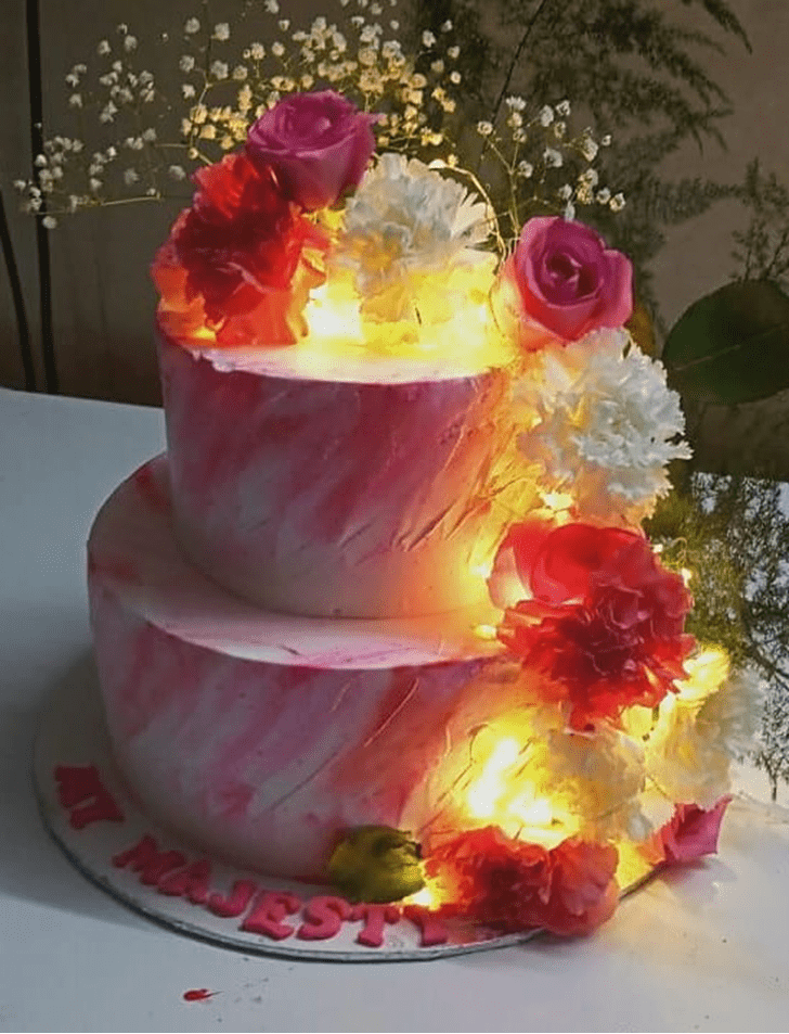 Wonderful Light Cake Design