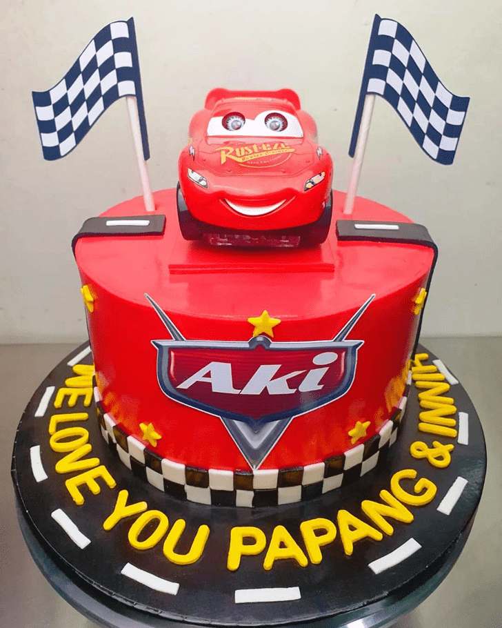 Nice Lightning Mcqueen Cake