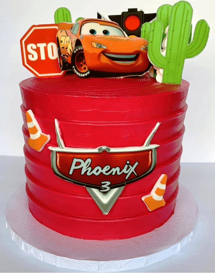 Resplendent Lightning Mcqueen Cake