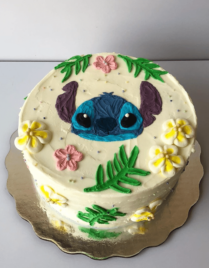 Adorable Lilo and Stitch Cake