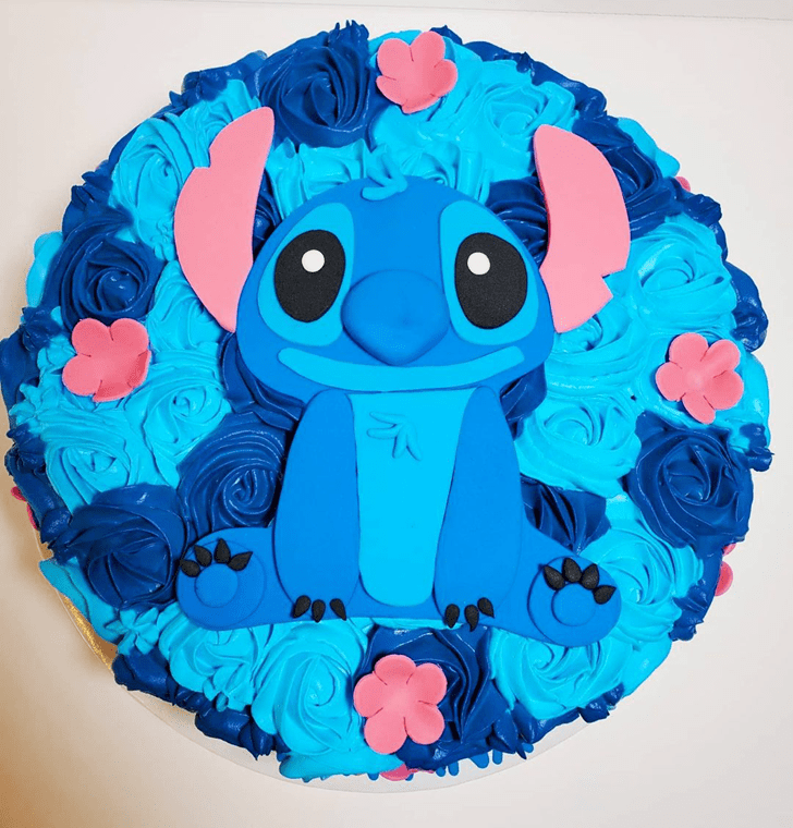 Wonderful Lilo and Stitch Cake Design