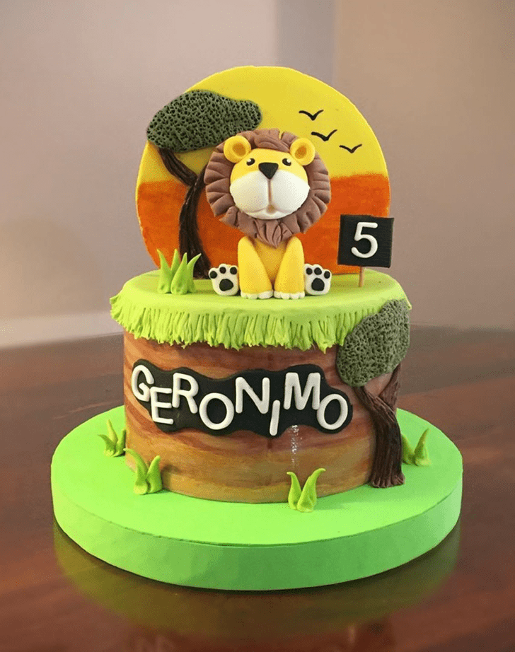 Excellent Lion Cake