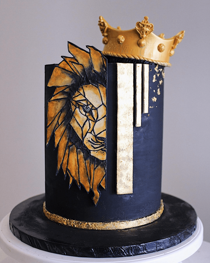 Pleasing Lion Cake