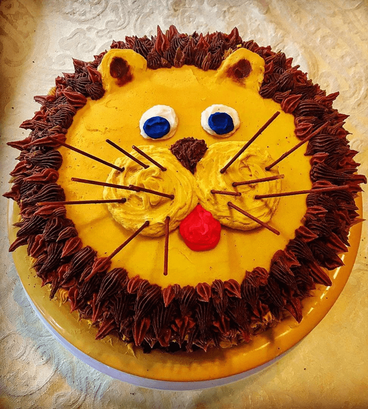 Radiant Lion Cake