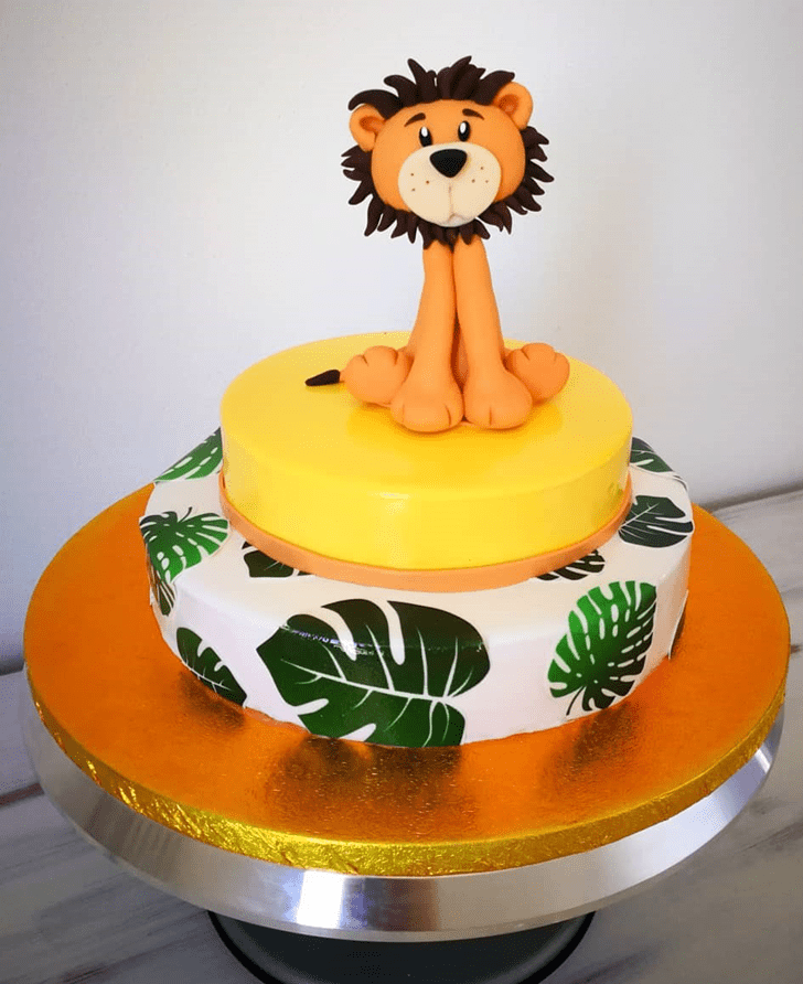 Classy Lion Cub Cake
