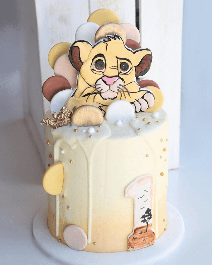 Beauteous Lion King Cake