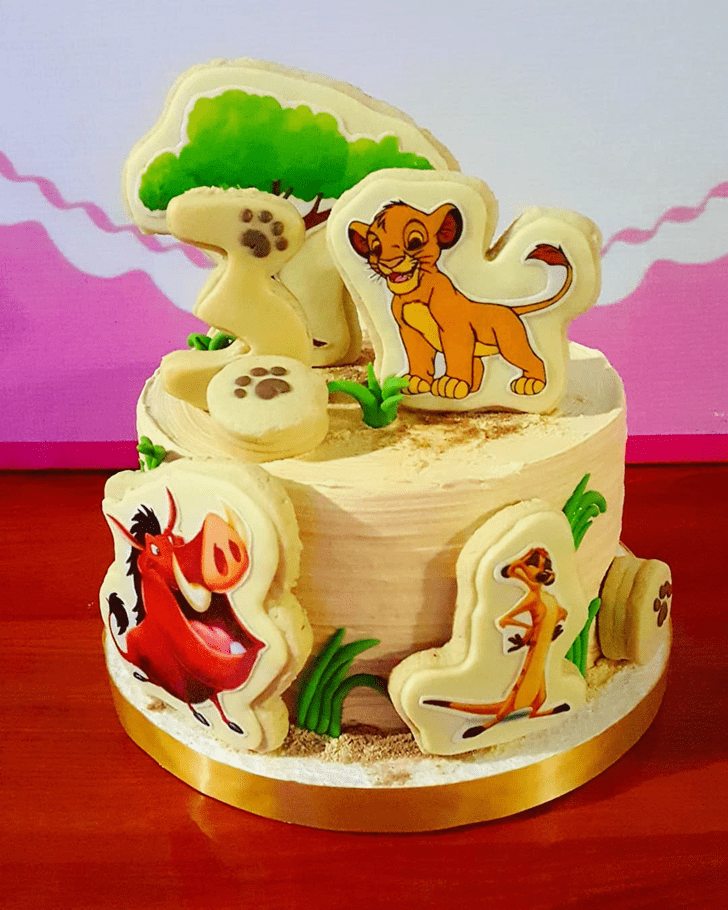 Graceful Lion King Cake