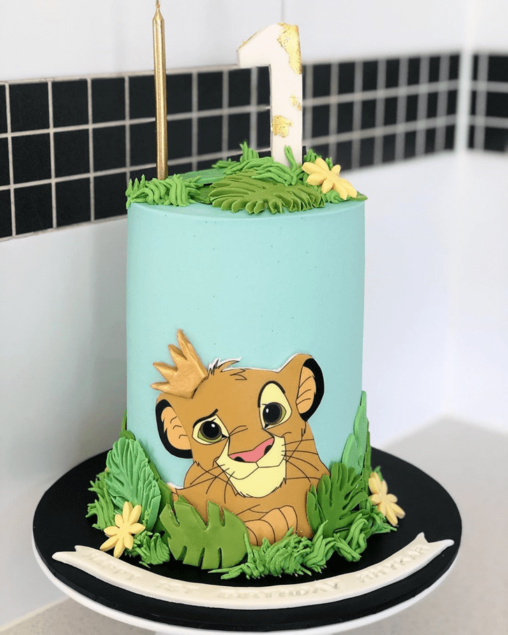 Magnetic Lion King Cake