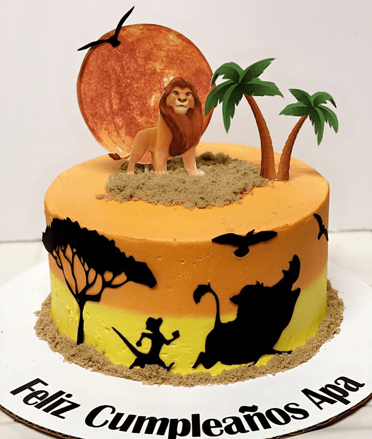 Splendid Lion King Cake
