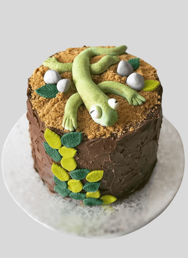 Delightful Lizard Cake