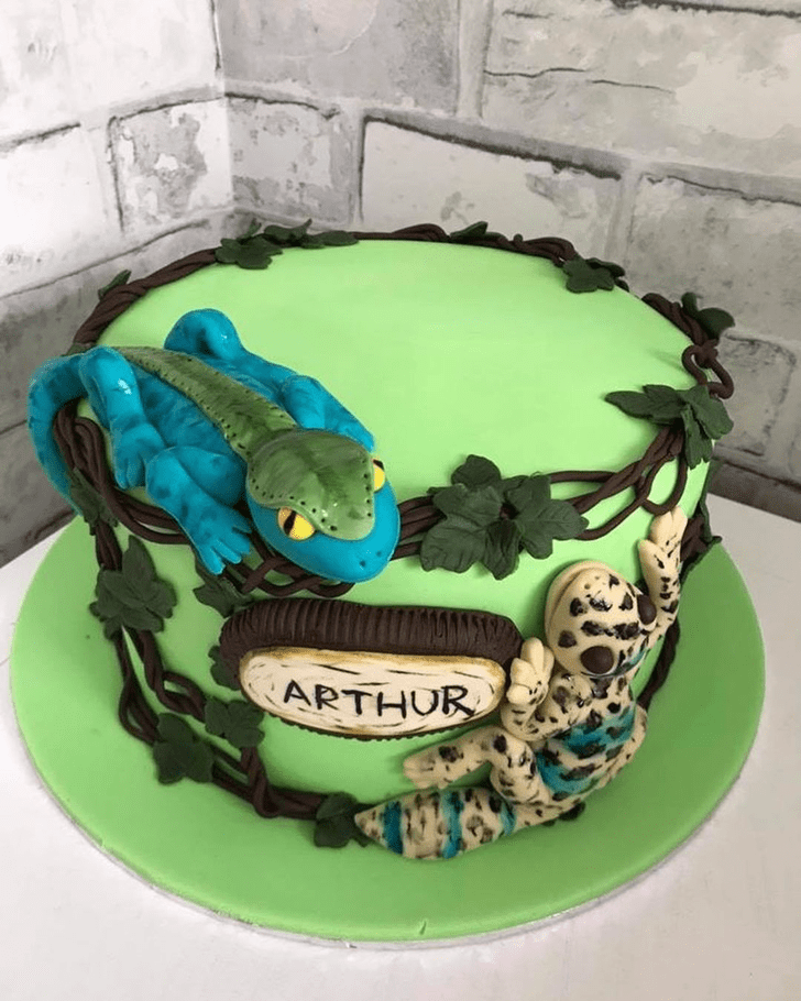 Grand Lizard Cake