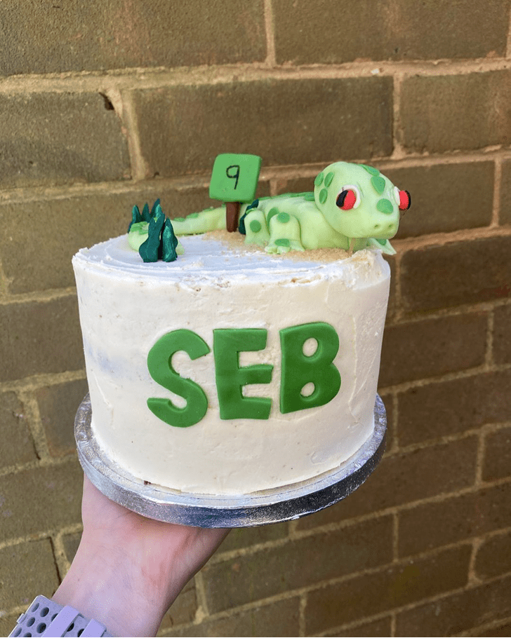 Wonderful Lizard Cake Design