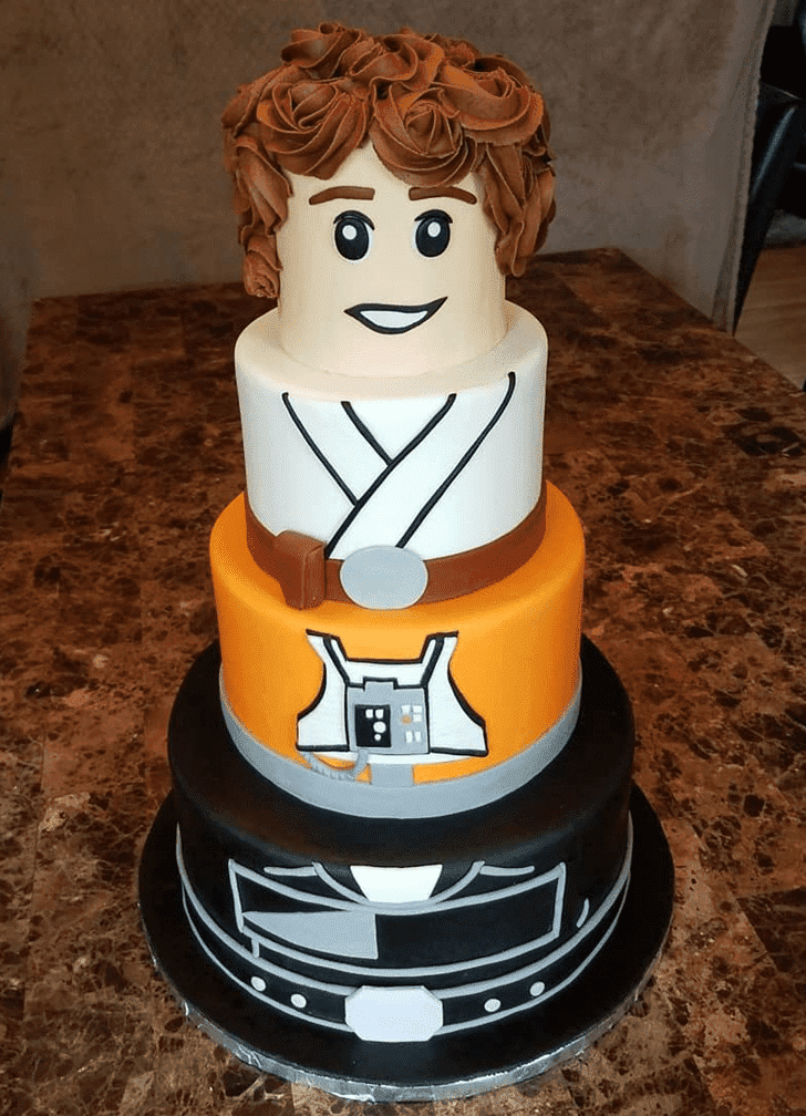 Dazzling Luke Skywalker Cake