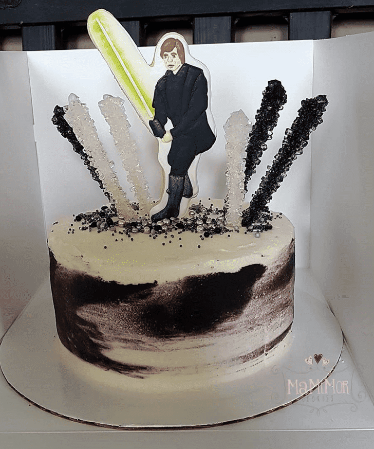 Excellent Luke Skywalker Cake