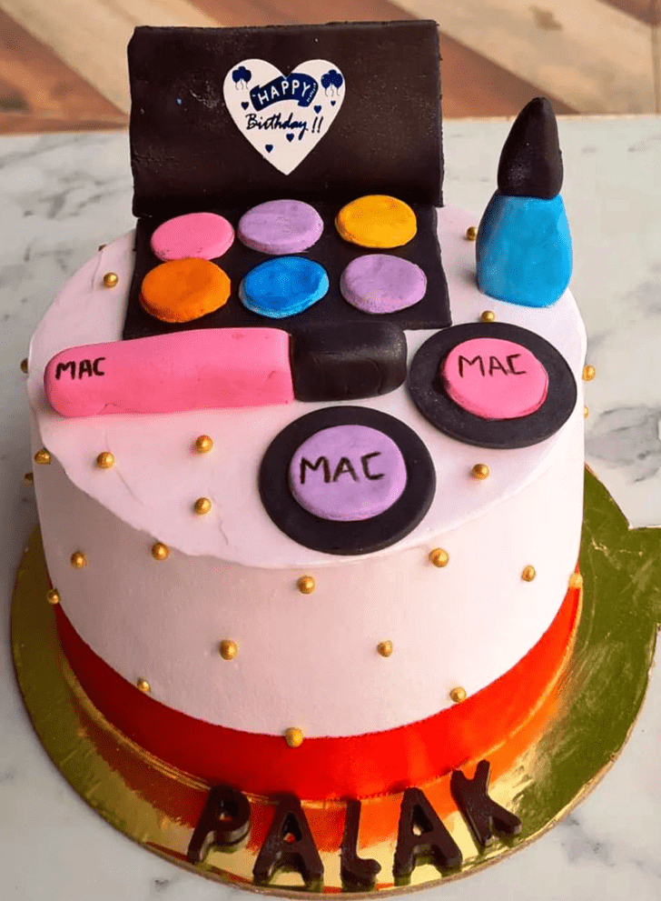 Comely MAC Makeup Cake