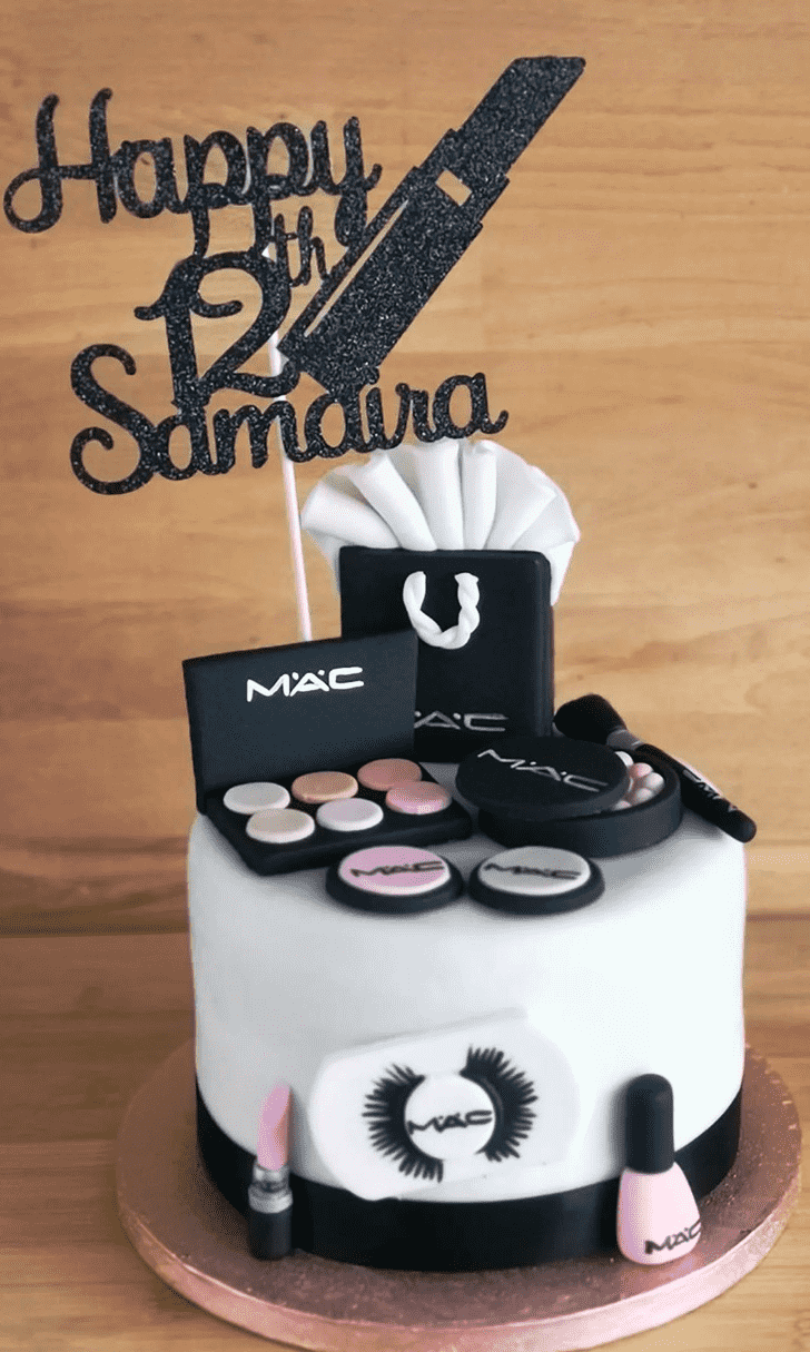 Ideal MAC Makeup Cake