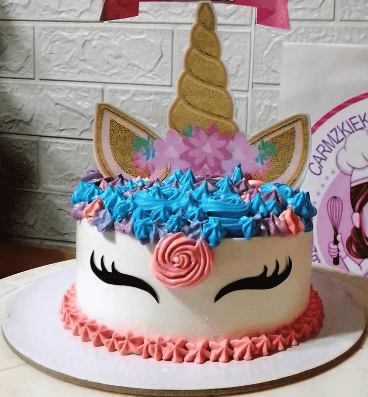 Cute Magical Unicorn Cake