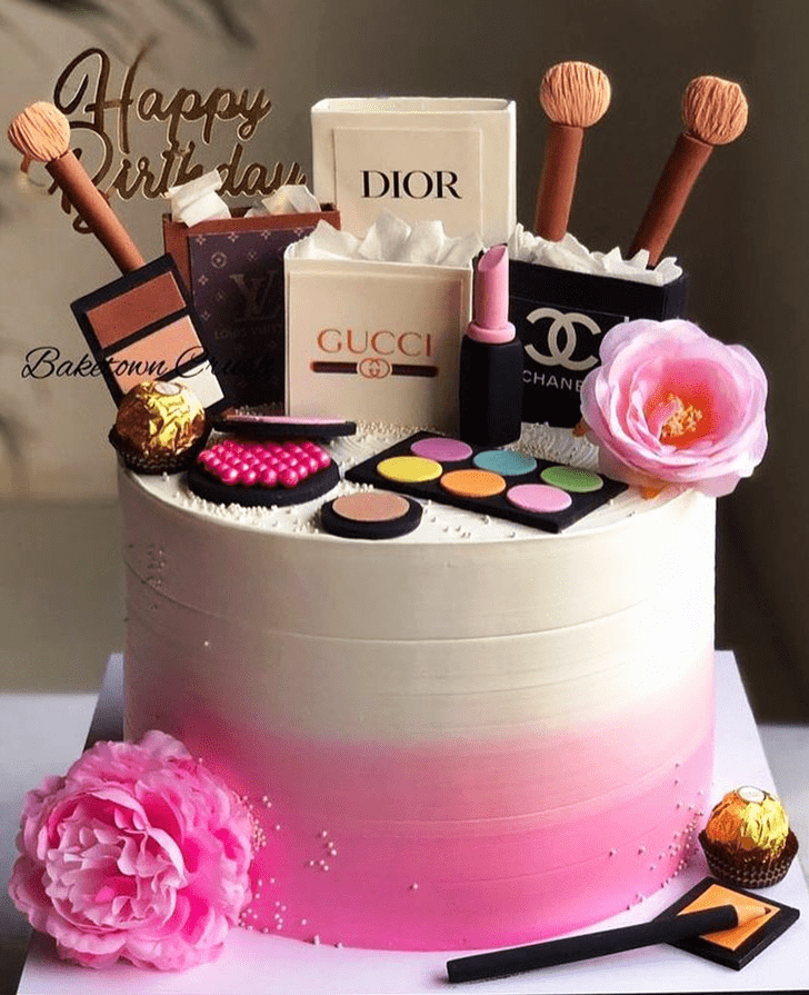 Marvelous Makeup Cake