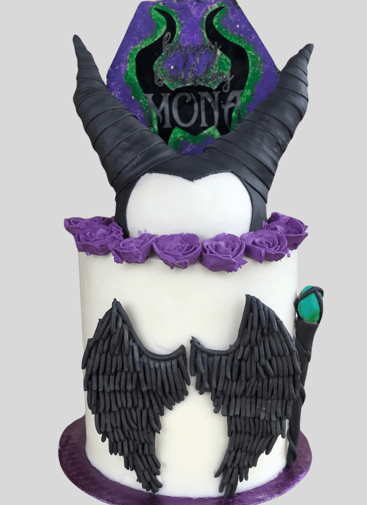 Inviting Maleficent Cake