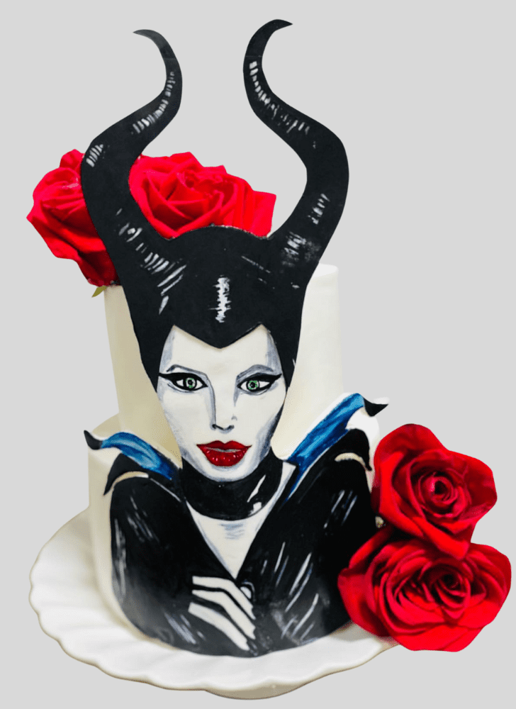 Pleasing Maleficent Cake