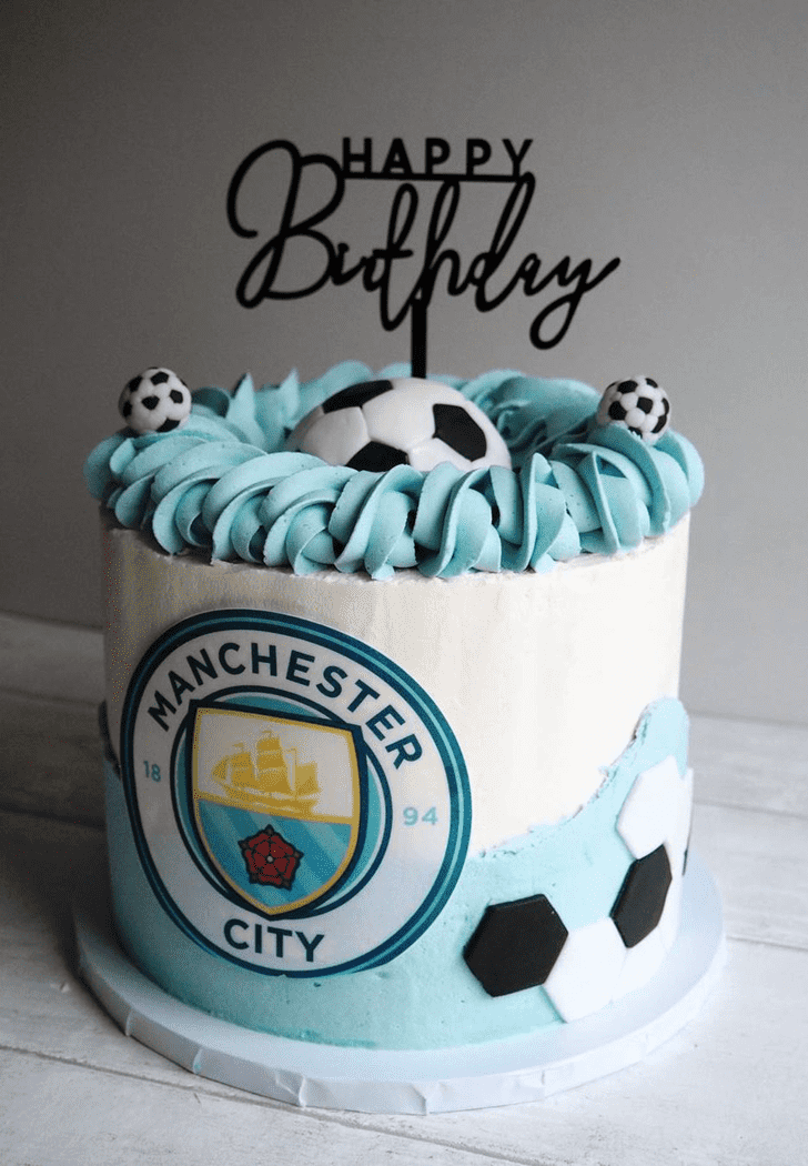 Enticing Manchester City Cake