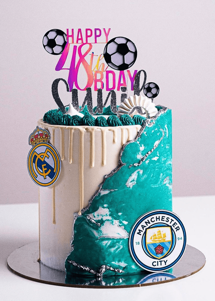 Fetching Manchester City Cake