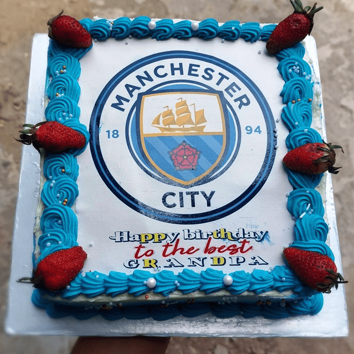 Good Looking Manchester City Cake