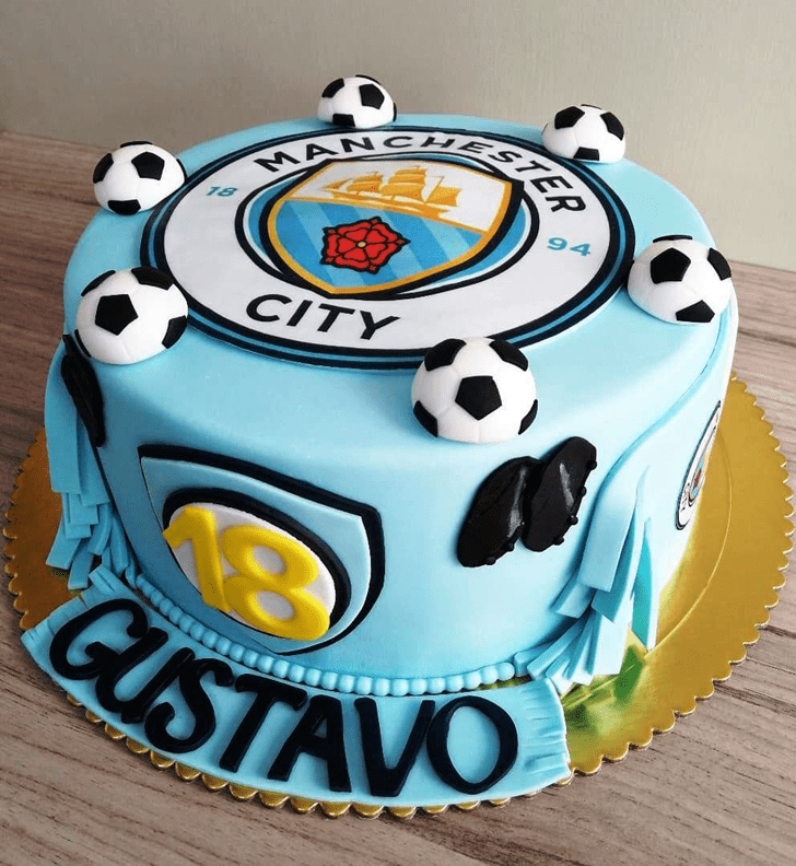 Graceful Manchester City Cake
